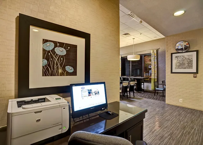 Hampton Inn Norfolk-Naval Base